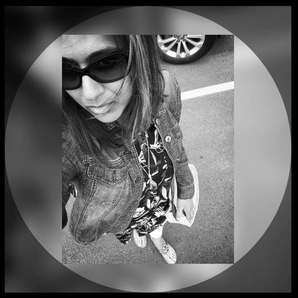 Meet your Posher, Sania - Picture 1 of 1